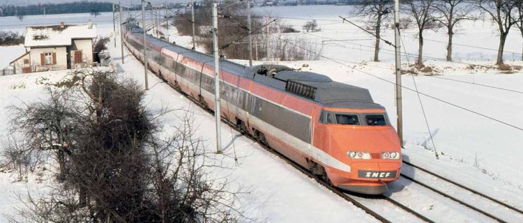 (c)DR/Photorail