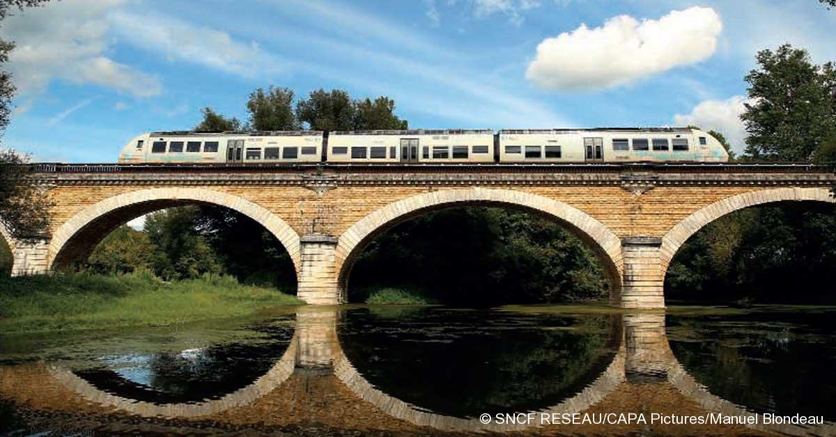 © SNCF RESEAU/CAPA Pictures/Manuel Blondeau