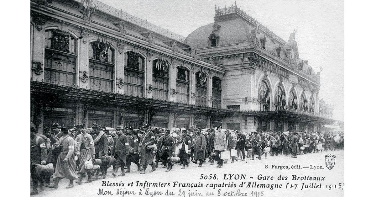 Gare-des-Brotteaux-blesses-infirmiers-guerre-14-18