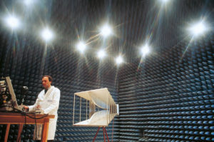 Il était une fois dans La Vie du Rail 105) 2020 : les trains du futur (deuxième partie) 3 Essais acoustiques dans le laboratoire d’Ansaldo.