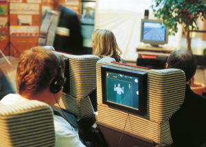 Il était une fois dans La Vie du Rail 105) 2020 : les trains du futur (deuxième partie) 2 Bientôt la télévision à bord des trains ?