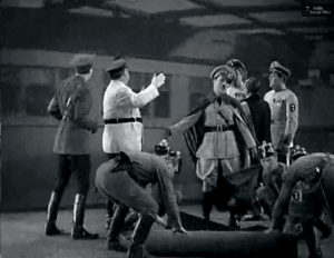 Top 10. Les scènes comiques ferroviaires 9 Le Dictateur de Charlie Chaplin © DR