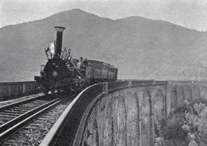 Il était une fois dans La Vie du Rail 110) Son et lumière pour un centenaire. Le viaduc de Chamborigaud 2 Crampton