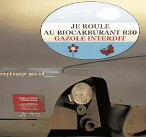 Il était une fois dans La Vie du Rail 140) Matériel. Le CIM à la pointe de l’innovation 7 Sur le flanc d’un TER fonctionnant au biocarburant B30. © SNCF