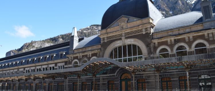 Canfranc Gare