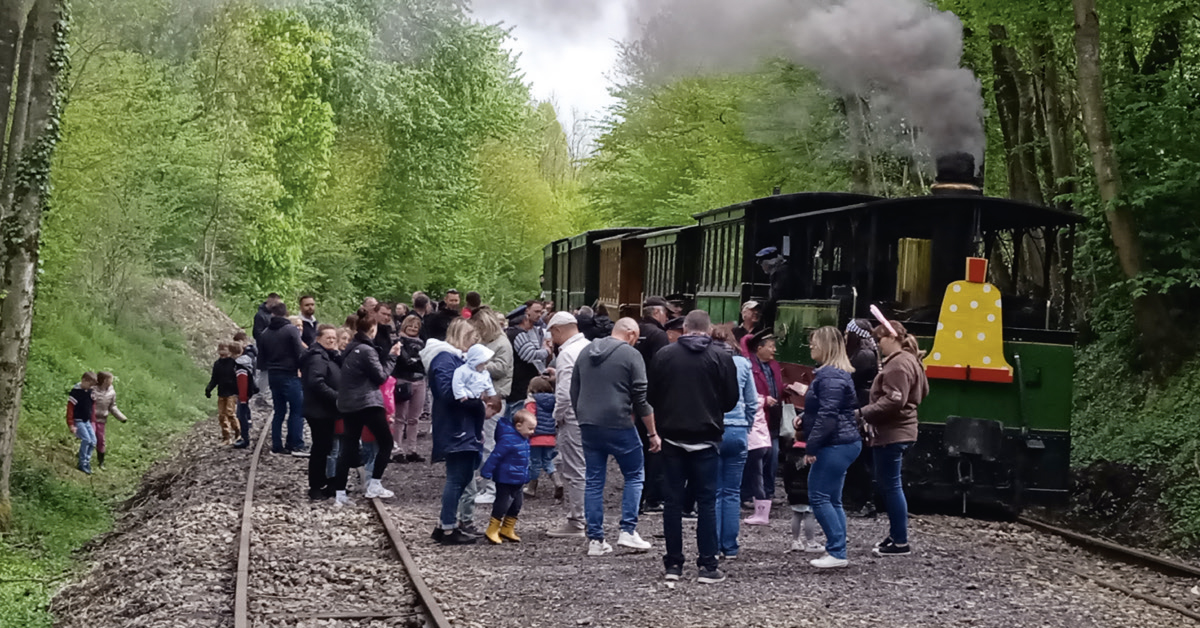 Train pâques chasse aux oeufs MTVS