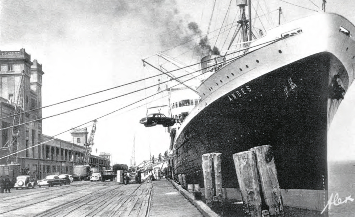 Cherbourg, escale à la gare maritime