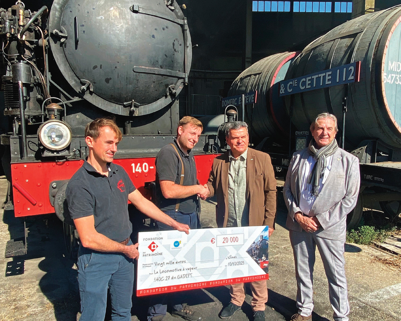 Daniel Gilly, président de la MIF (au centre, à droite), et Quentin Schneider, président du Gadeft, entourés de Michel Sommier, délégué Occitanie Méditerranée de la Fondation du Patrimoine, et de Fabien Bracher, trésorier du Gadeft