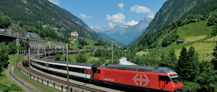 Rail 2000 à ZEB, de grands aménagements sur le réseau des CFF 16 Rail 2000 à ZEB, de grands aménagements sur le réseau des CFF