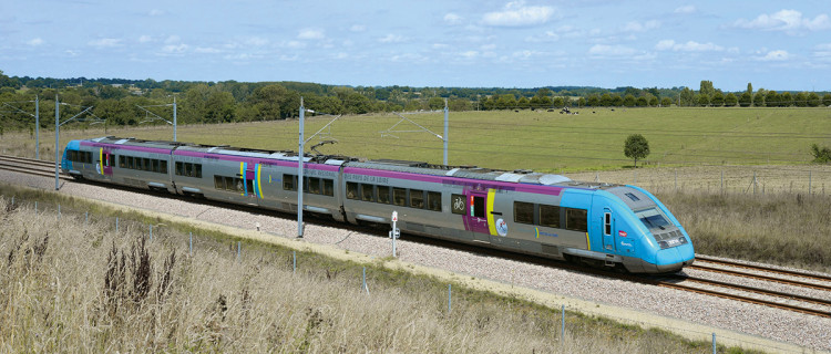 Les TER reviennent sur la virgule de Sablé 10 © M. Carémantrant