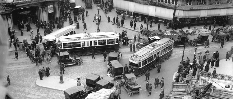 À propos des tramways parisiens - De la disparition du service… à la disparition des rails 20 © RATP