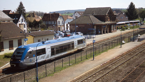 Régénération de la voie sur Mommenheim Sarreguemines Rail Passion