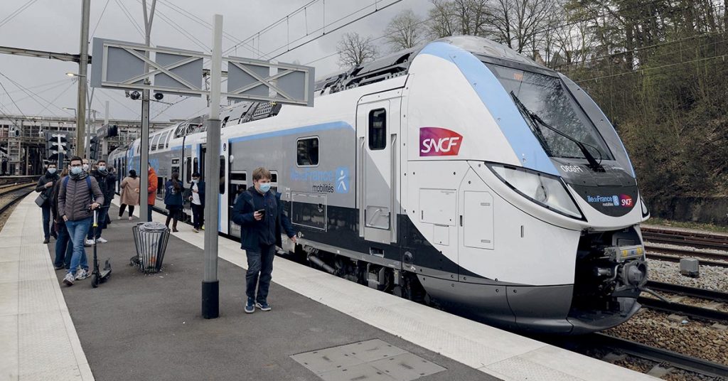 lepremiertrainParisDreuxassureenRegio2N Rail Passion lepremiertrainParisDreuxassureenRegio2N Rail Passion