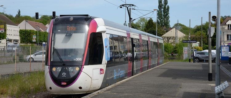 Esbly - Crécy change de tram 18 Marc Carémantrant