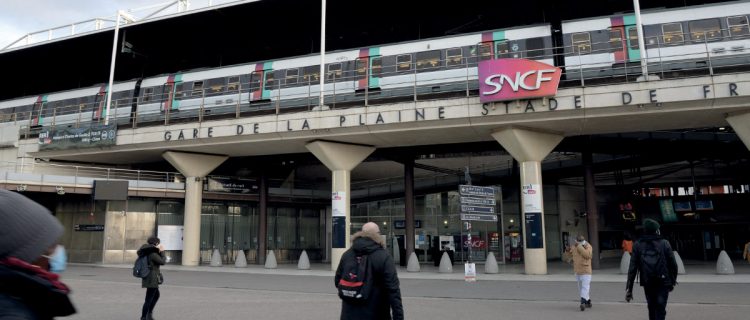 Premières décisions pour le Stade de France 8 Premières décisions pour le Stade de France