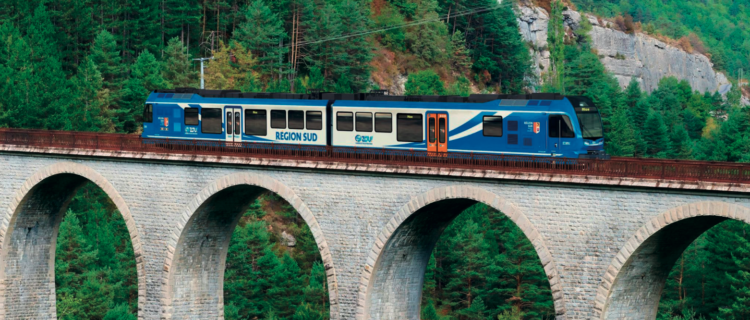 Vue d’artiste d’une future Bem 4/8 hybride pour les Chemins de fer de Provence (avril 2025).