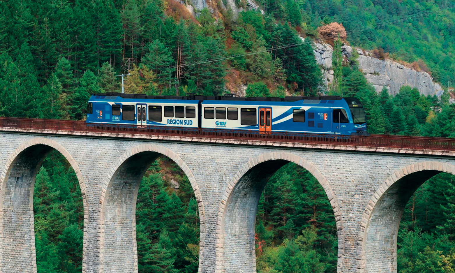 Vue d’artiste d’une future Bem 4/8 hybride pour les Chemins de fer de Provence (avril 2025).