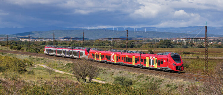Partie de Toulouse, l’UM de Z 54500 est aperçue à Névian, dans les Corbières, entre Carcassonne et Narbonne (11 octobre 2020 ; P.-L. Espinasse).