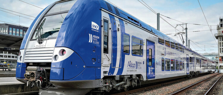 Rame Z 24675/76 rénovée mi-vie dans sa nouvelle livrée Aléop (Nantes, 3 juin 2025 ; JS Pays de la Loire).