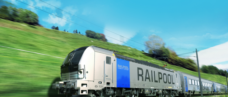 📷 Légende de la photo Railpool Impression d’artiste d’un Vectrain en livrée Railpool, avec au premier plan une Vectron (21 octobre 2025). Crédit photo : Railpool