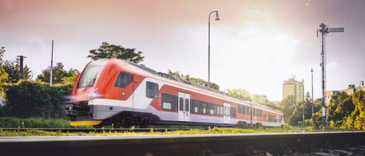 Légende de la photo : Impression d’artiste d’une future rame automotrice hybride pour les chemins de fer slovaques ZSSK (3 décembre 2025). Crédit photo : Škoda Group