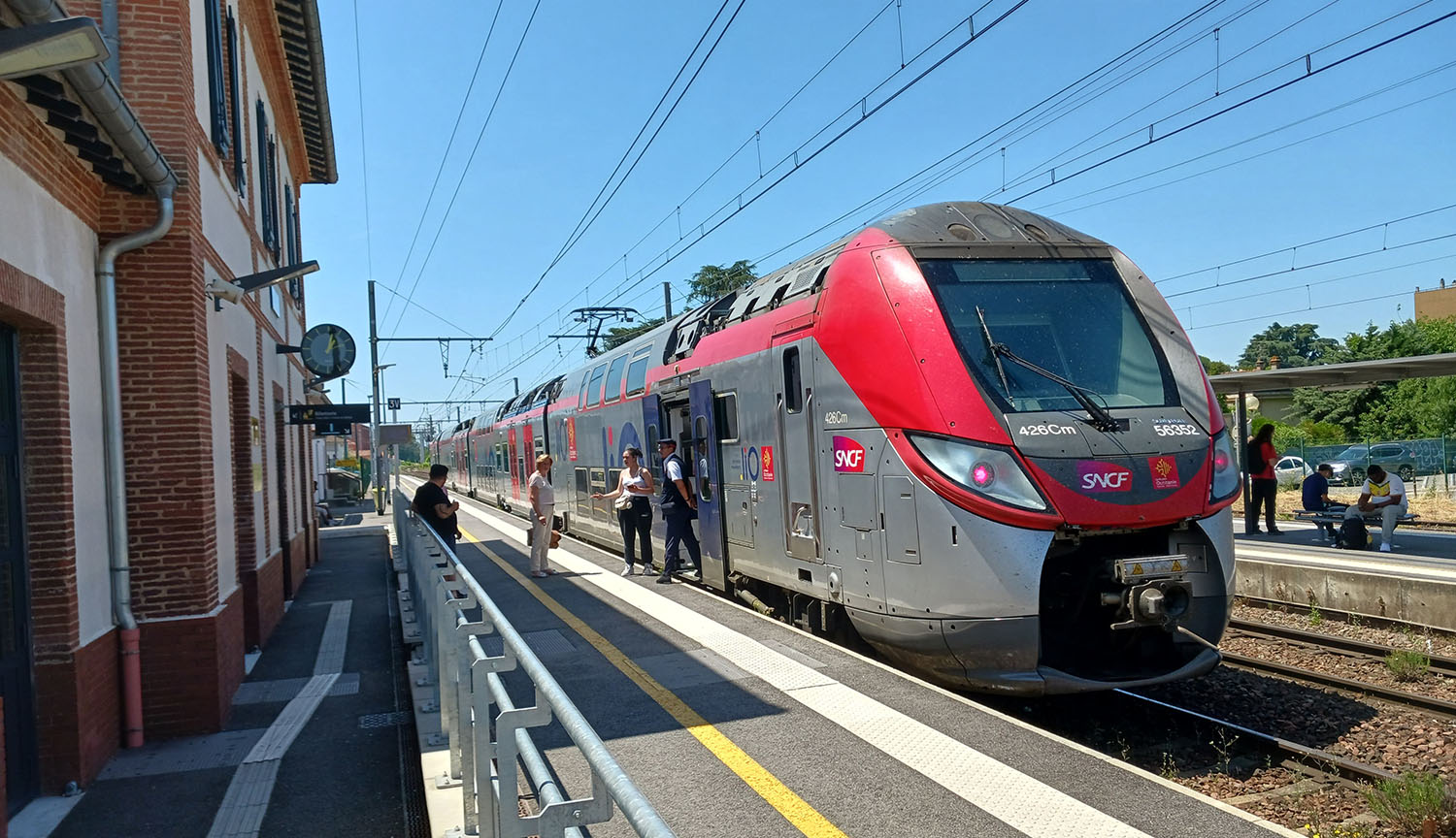 Un nouveau technicentre pour l’Occitanie en 2028 1 Légende photo : La rame Regio2N Occitanie 426Cm (Z 56351/52) sur un TER Toulouse - Tarbes le 19 juin 2025. Sur la région Occitanie une première livraison de 18 Regio 2N a été effectuée de 2017 à 2019, une deuxième livraison de 18 autres rames doit débuter l’an prochain.