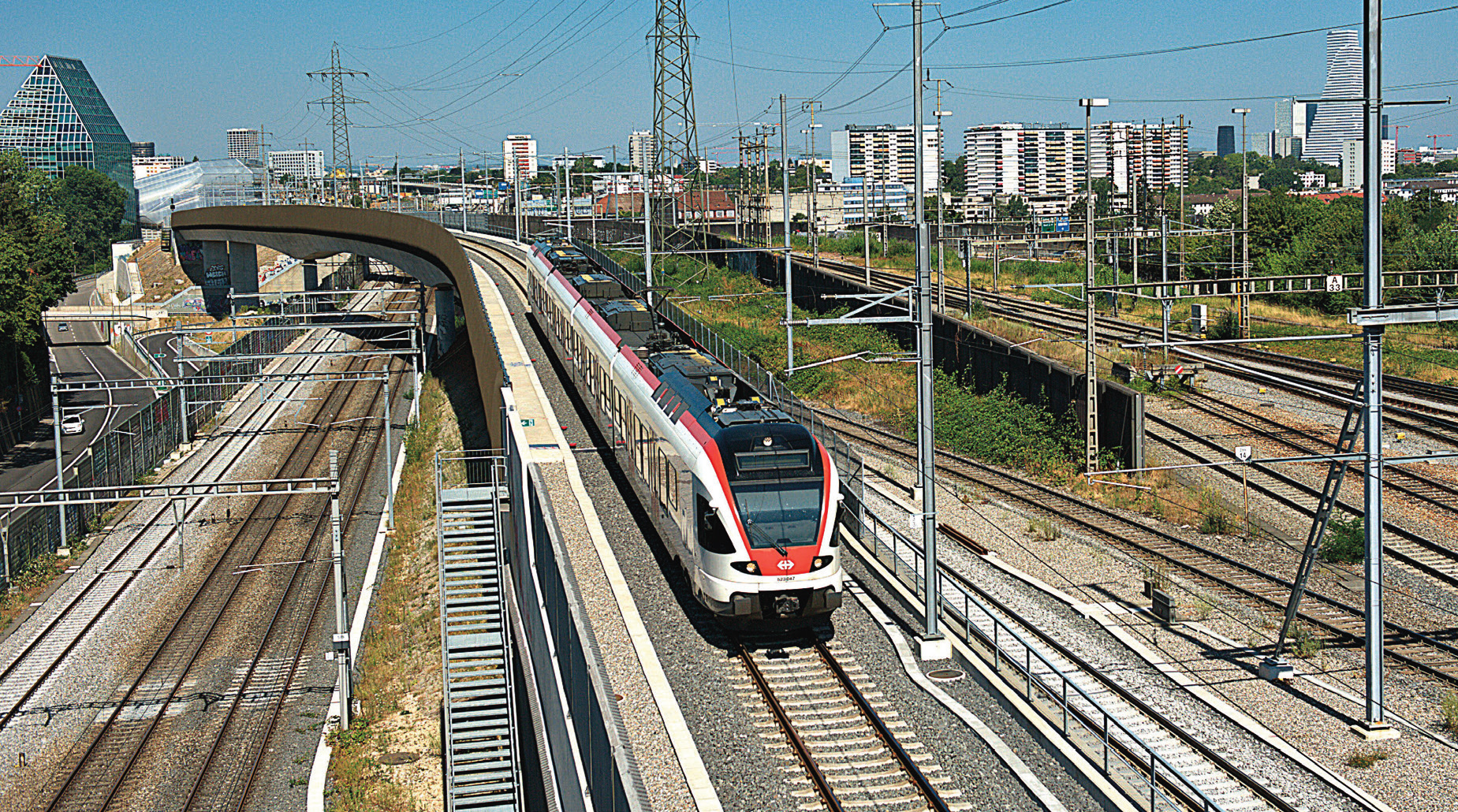 Suisse : le RER international de Bâle prend forme grâce à trireno 2 Le nouvel itinéraire permettant de déconflictualiser les circulations entre Bâle et Muttenz, avec ici une mission S3 Laufon - Olten cadencée à la demi-heure (9 juillet 2026).