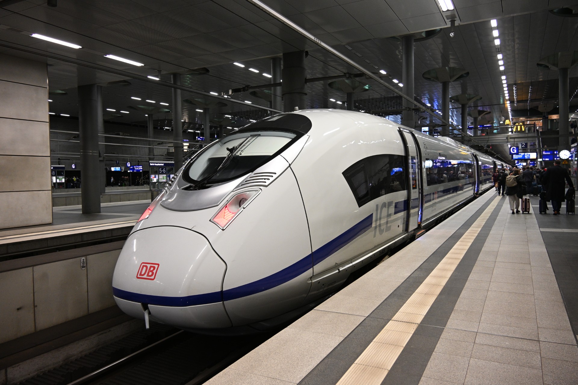 Le train de l’Europe 1 La rame ICE 3neo « Europa » (train ICE 13411)
