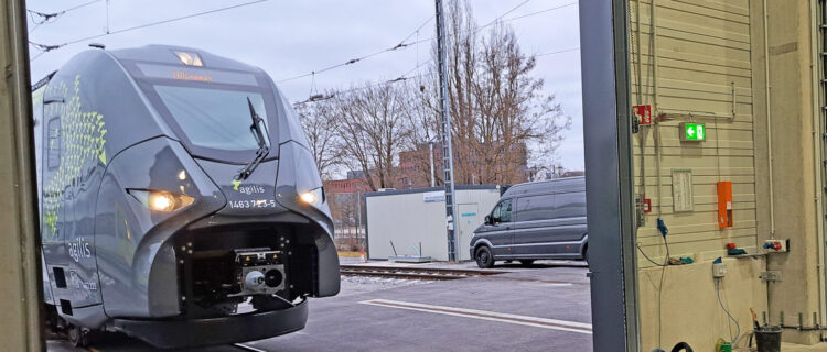 Allemagne : 30 Mireo et 26 Desiro HC pour agilis 4 Agilis dispose déjà de 23 Mireo engagés sur les relations RE50/RB51Plattling – Ratisbonne – Nuremberg /Neumarkt, ici le 1463 223/723 à Ratisbonne (5 février 2025) Crédit photo : Agilis
