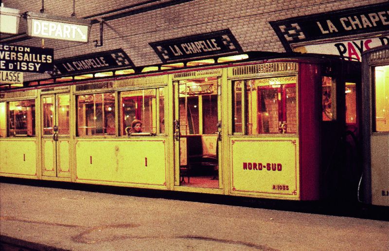Sur les rails du souvenir paris-metro 4 Sur les rails du souvenir paris-metro