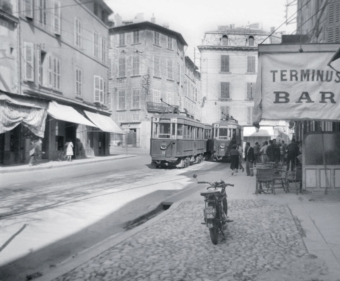 Tramways cours Mirabeau d’Aix