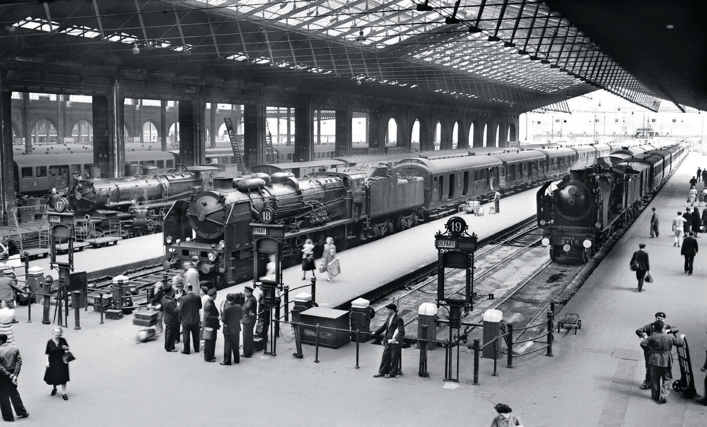 Locomotive vapeur gare du nord 230 D