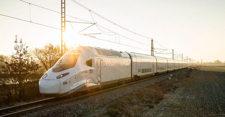 Premiers essais dynamiques pour le TGV M 8 © Alstom - Julien GOLDSTEIN