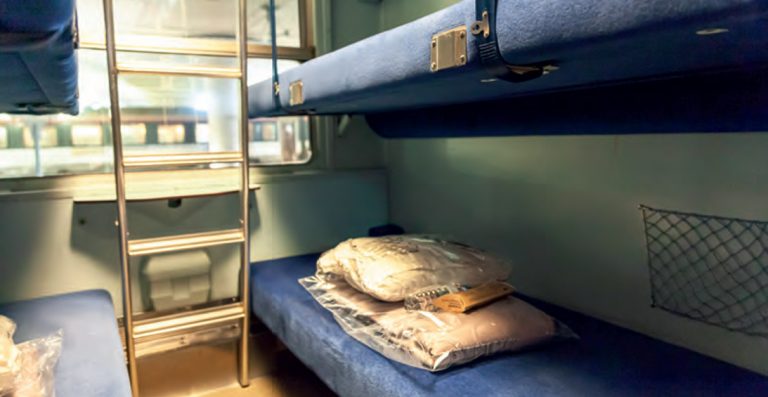 France Culture. Les « dames seules » des trains de nuit se confient 1 France Culture. Les « dames seules » des trains de nuit se confient