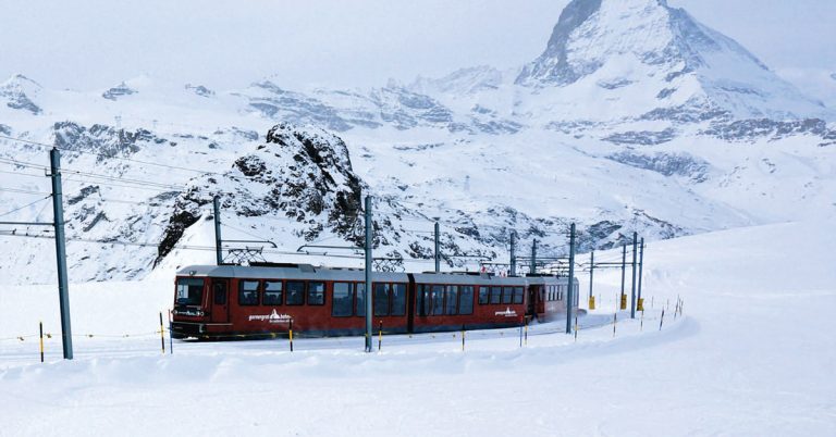 Gornergrat Bahn, chemin de fer avec vue sur le Mont Cervin 3 Gornergrat Bahn, chemin de fer avec vue sur le Mont Cervin