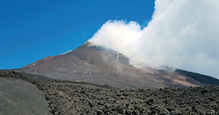 Arte. Ferrovia Circumetnea, le train de l’Etna 6 Ferrovia Circumetnea, le train de l’Etna