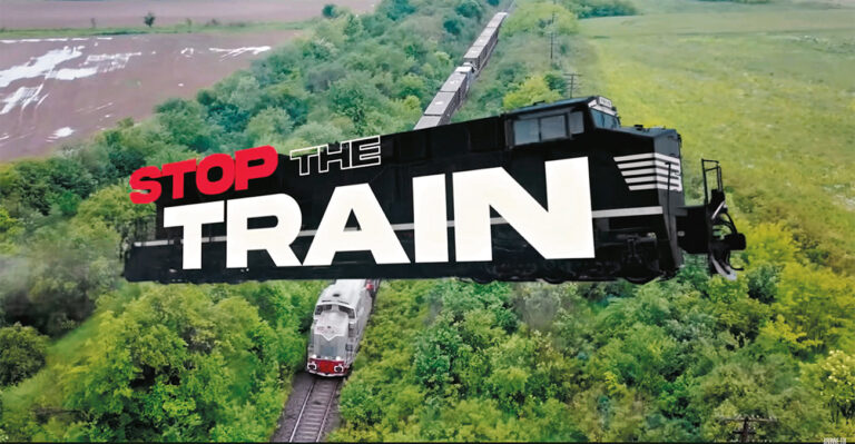 Youtube. Qui parviendra à arrêter le train de Squeezie ? 6 Le nouveau concept de Squeezie prend le train.