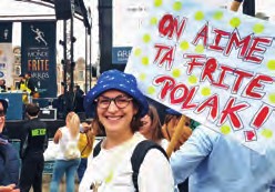 « Bienvenue à bord du Train de la Frite… Attention au départ ! » 18 Les supporters des compétiteurs avec leurs pancartes hautes en couleur. © Photos Anne Jeantet-Leclerc/Photorail/LVDR