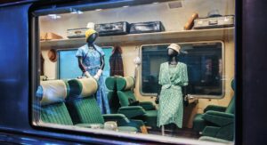 La scénographie utilise les matériels historiques pour présenter « in situ » les différents modèles. © Train World – SNCB