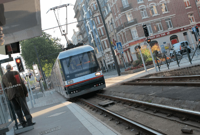 Bombardier rénovera le tramway de Lille 1 Bombardier rénovera le tramway de Lille