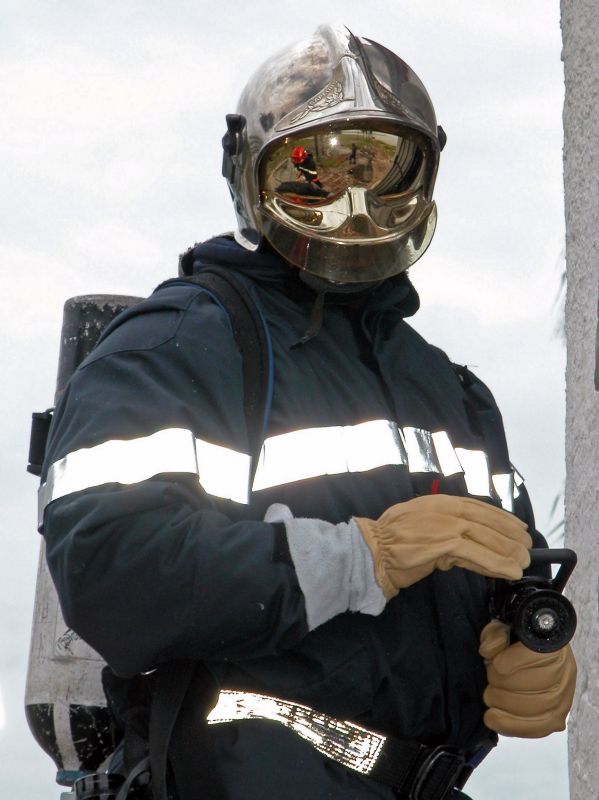 Rouen : départ de feu rapidement maîtrisé au Technicentre de Quatre-Mares 10 Rouen : départ de feu rapidement maîtrisé au Technicentre de Quatre-Mares