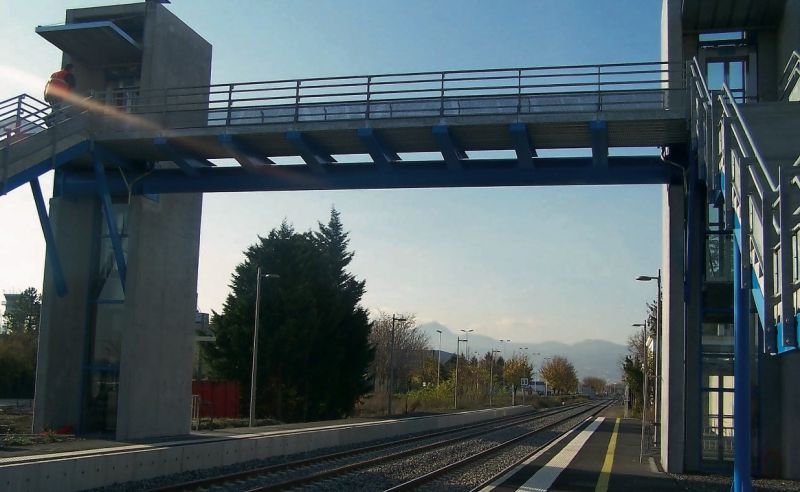 L’aéroport de Clermont-Ferrand desservi par une halte SNCF 1 L’aéroport de Clermont-Ferrand desservi par une halte SNCF