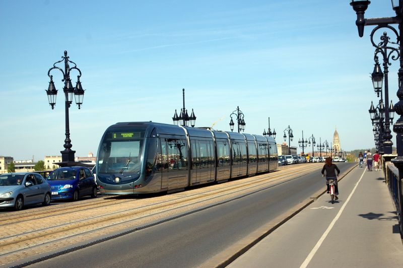 Alstom retenu pour la troisième phase du tramway de Bordeaux 1 Alstom retenu pour la troisième phase du tramway de Bordeaux