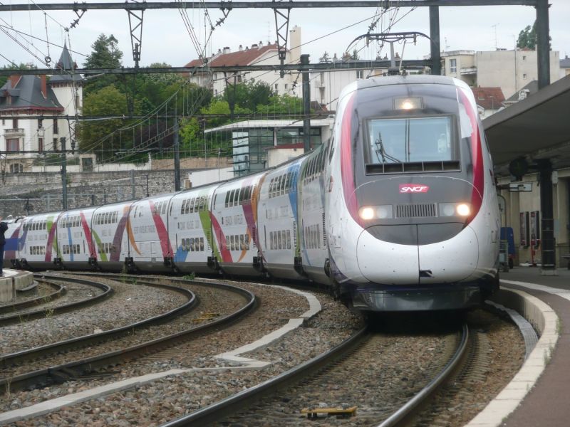LGV Rhin-Rhône : le TGV d’essais débarque sur la voie 1 LGV Rhin-Rhône : le TGV d’essais débarque sur la voie
