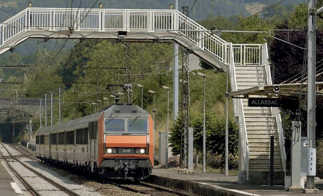 Intercités. Fin du réseau, premier acte 5 Intercités. Fin du réseau, premier acte