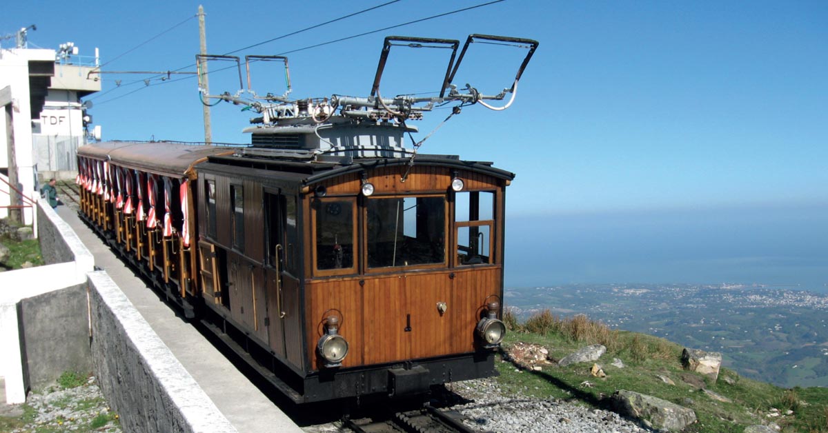 Focus Trains touristiques. 3-Nouvelle-Aquitaine 1 Focus Trains touristiques. 3-Nouvelle-Aquitaine