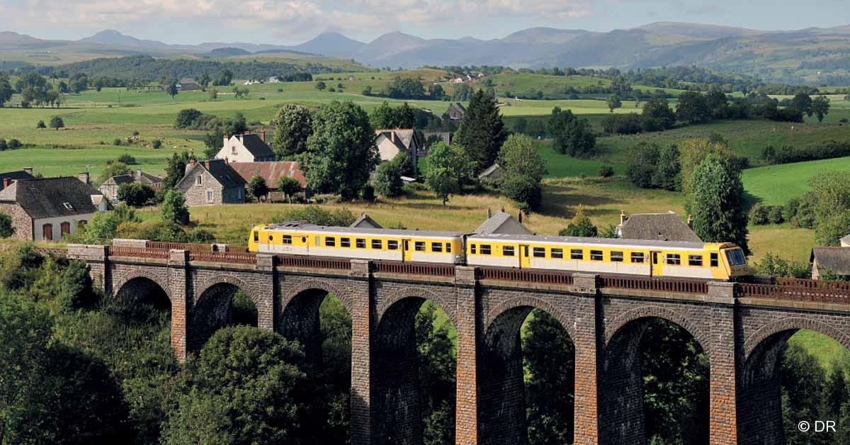 Focus Trains touristiques.1-Auvergne-Rhône-Alpes 1 © DR