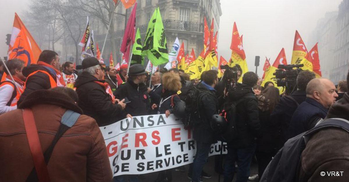 35,4 % des cheminots en grève 1 © VR&T