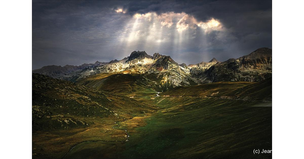 (c) Jean HOURIEZ