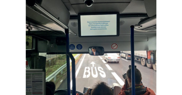 Plaidoyer pour la création de lignes d’autocars express sur autoroute 4 © Twitter E. Borne